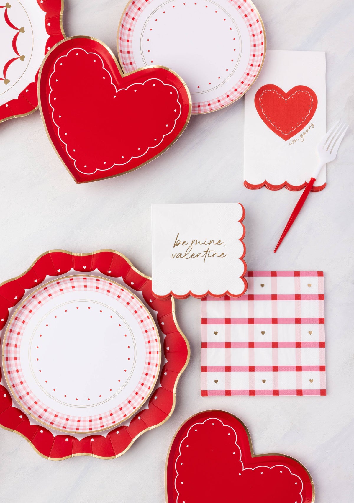 ELEGANT VALENTINE DINNER PLATES