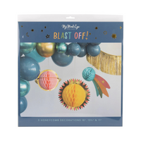 Packaging of honeycomb planet set labeled “Blast Off!”