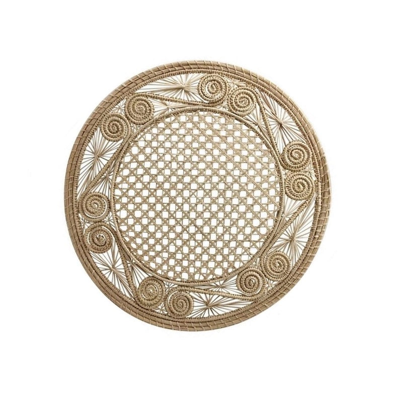 Discover the ideal blend of style and function with our Coquette Rattan Charger Plates. Designed to enhance your garden party ambiance, these 15-inch Summer Placemats offer a modern and feminine touch to any gathering, making them a must-have for your next outdoor celebration.