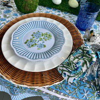 Set of 2 wicker placemats perfect for a spring table or Mother's day brunch.