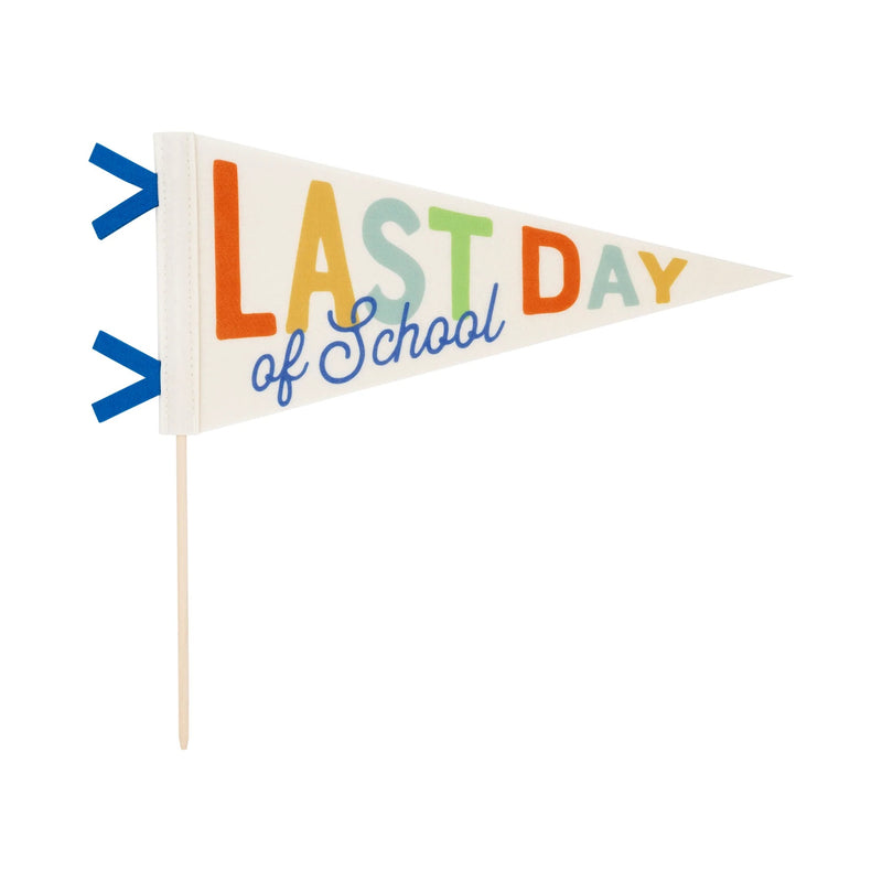 Last Day of School Primary Felt Pennant Banner | Elementary Last Day of School, Last Day of School Decorations, Last Day of School Picture