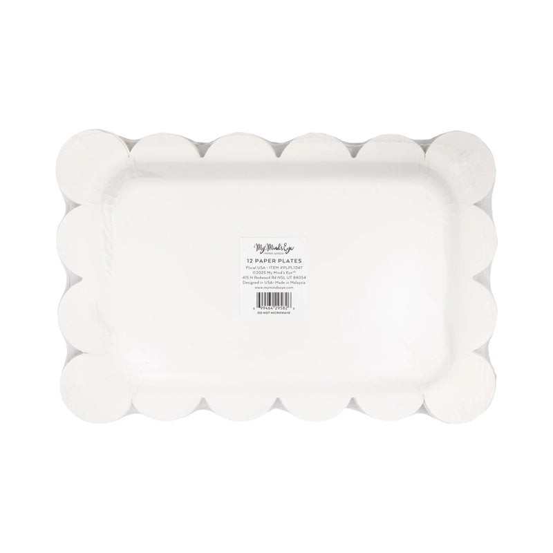 Back view of rectangular scalloped paper plates packaging.