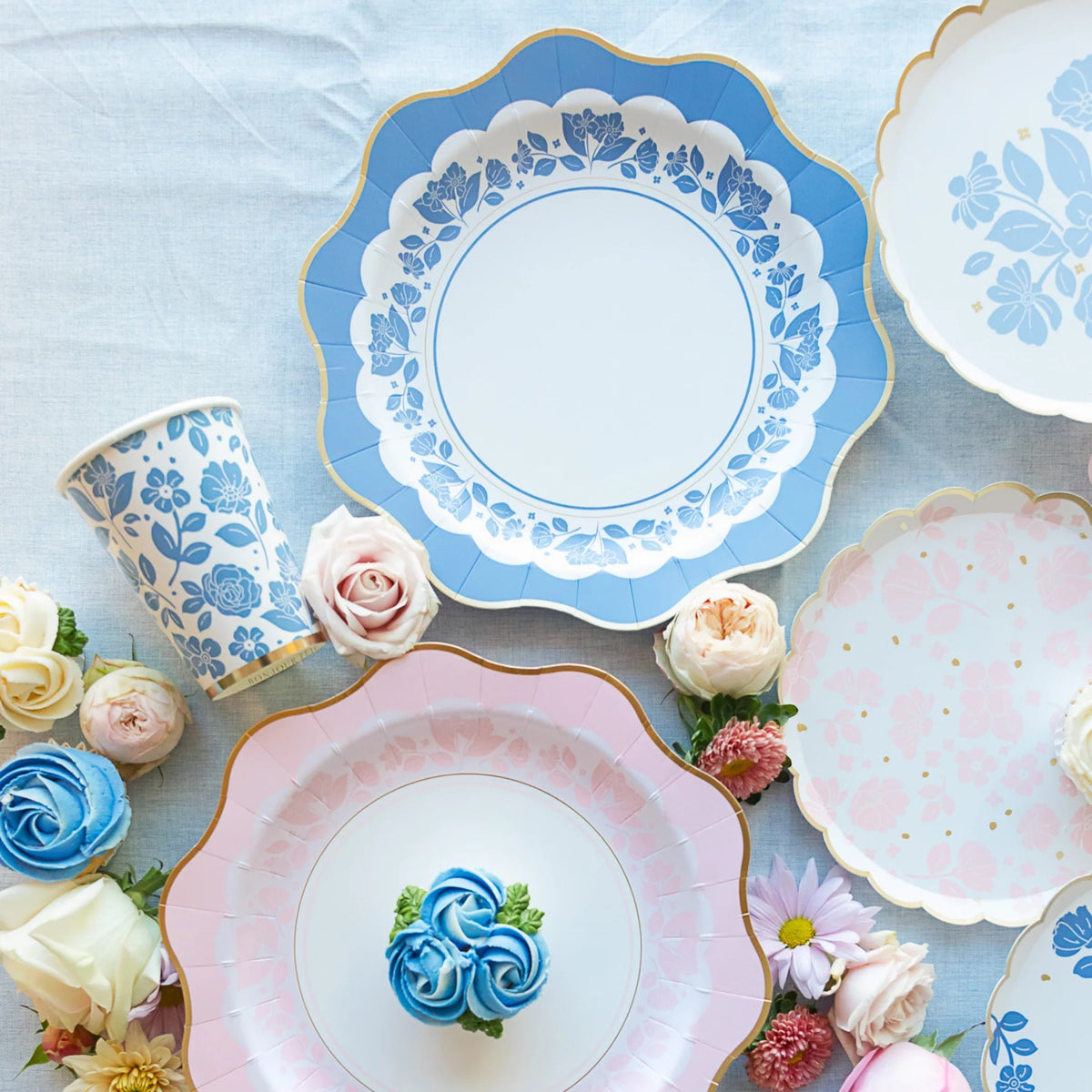 Belle Blue Elegant Floral Dinner Plates