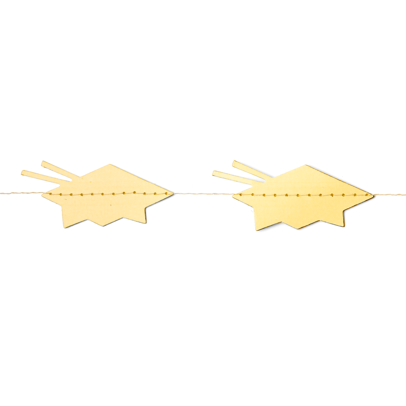 Gold foil graduation hat garland decoration
