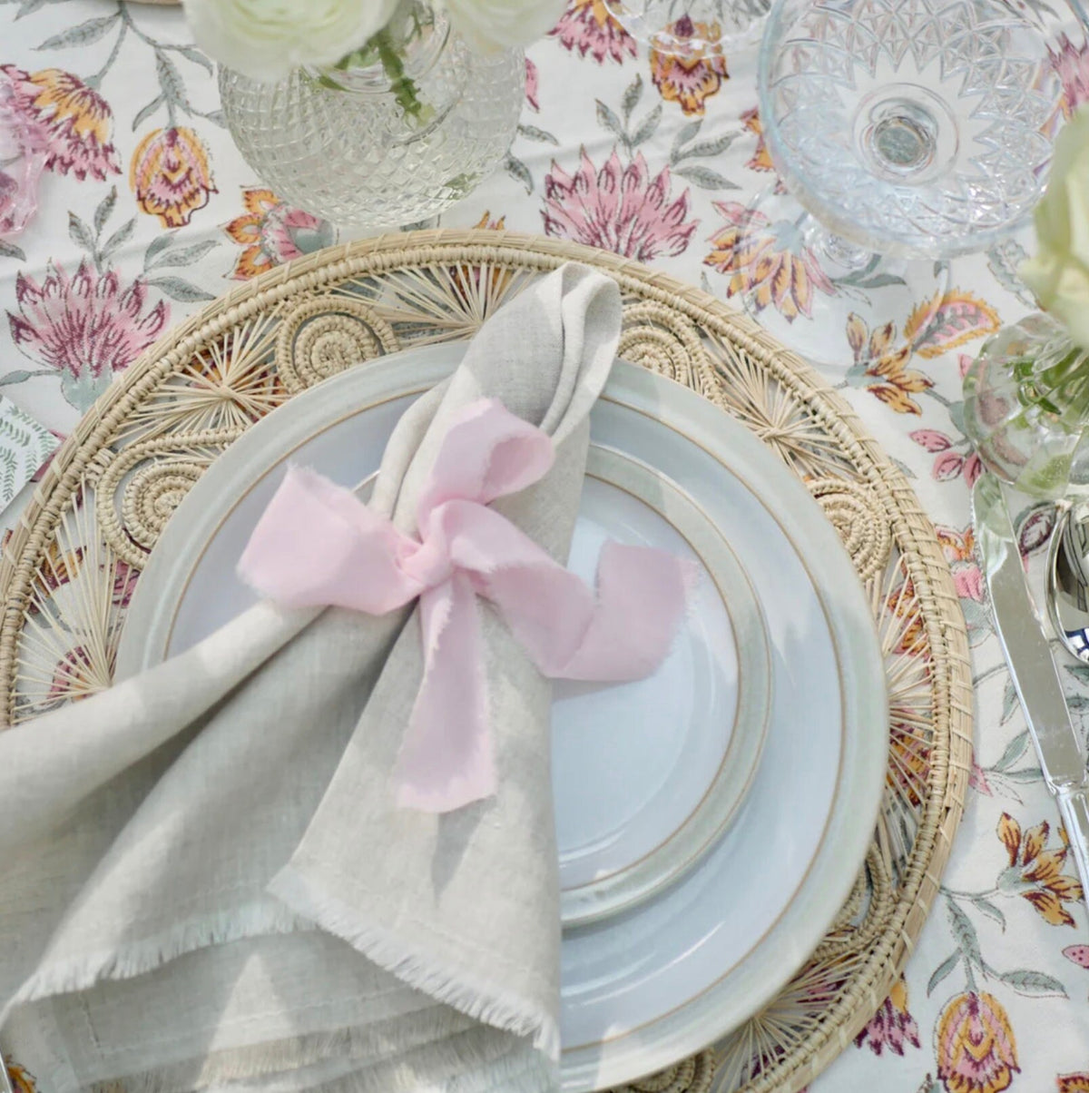 Discover the ideal blend of style and function with our Coquette Rattan Charger Plates. Designed to enhance your garden party ambiance, these 15-inch Summer Placemats offer a modern and feminine touch to any gathering, making them a must-have for your next outdoor celebration.