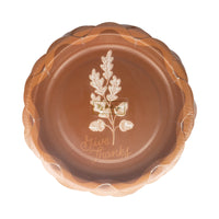 Front pack showing rust scalloped dessert plates with Give Thanks design