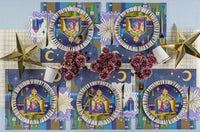 Full table runner scene mixing cityscape placemats and star décor