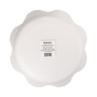 Back of the plaid dinner plates packaging showing product details and barcode