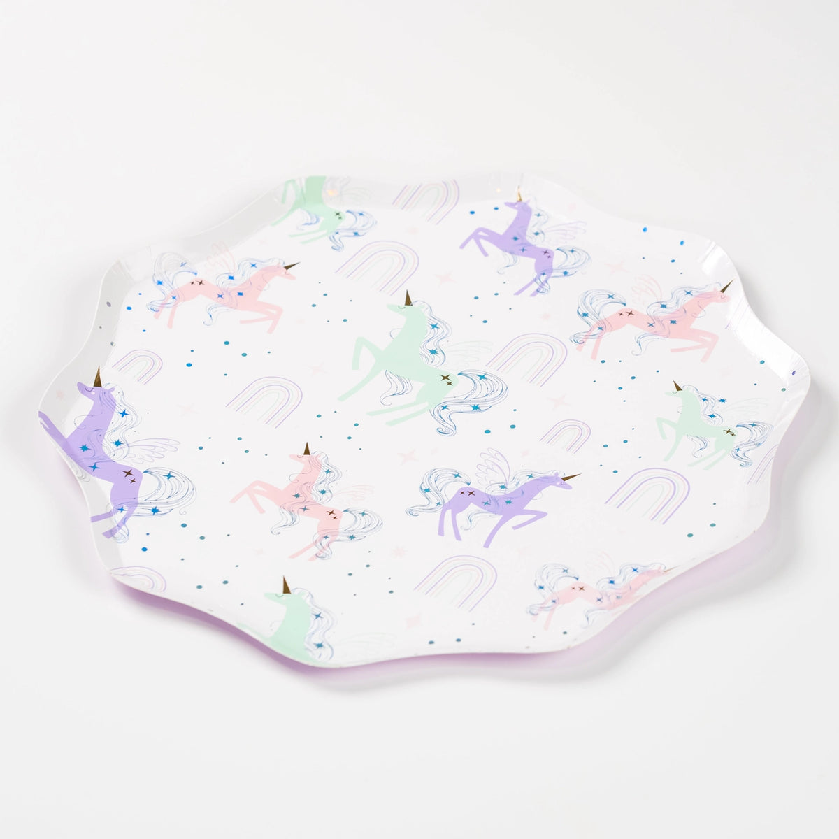 Full plate with all-over pastel unicorn pattern and confetti dots.